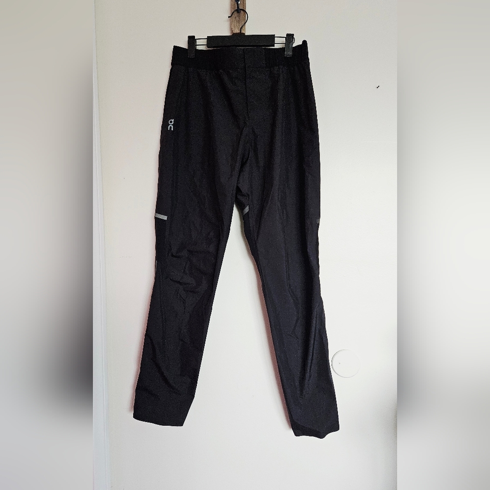 On Running Women's Black Waterproof Performance Pants - Picture 3 of 7